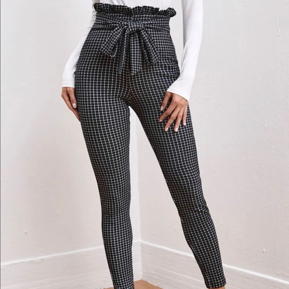 NWOT SHEIN black and white paper bag pants with tie - xs - Picture 1 of 4